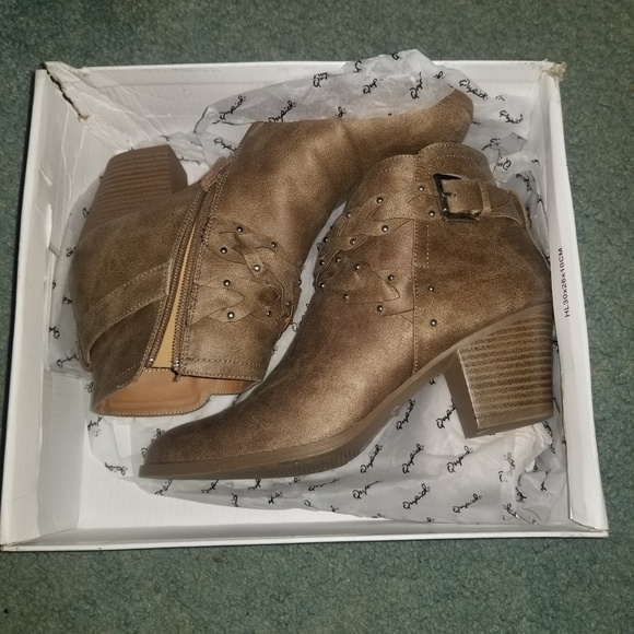 Qupid taupe winter booties womens size 8. 8.5 - Picture 6 of 8